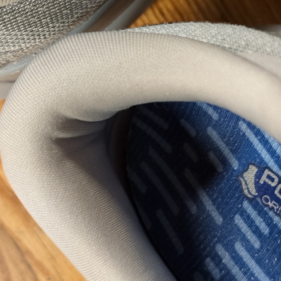 Brooks Adrenaline GTS 24 Gray Running Shoes Womens Size 9 - Picture 11 of 14